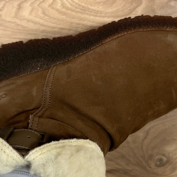 Arche sheep skin boots, size 8 (US), France size (39) - Picture 8 of 12